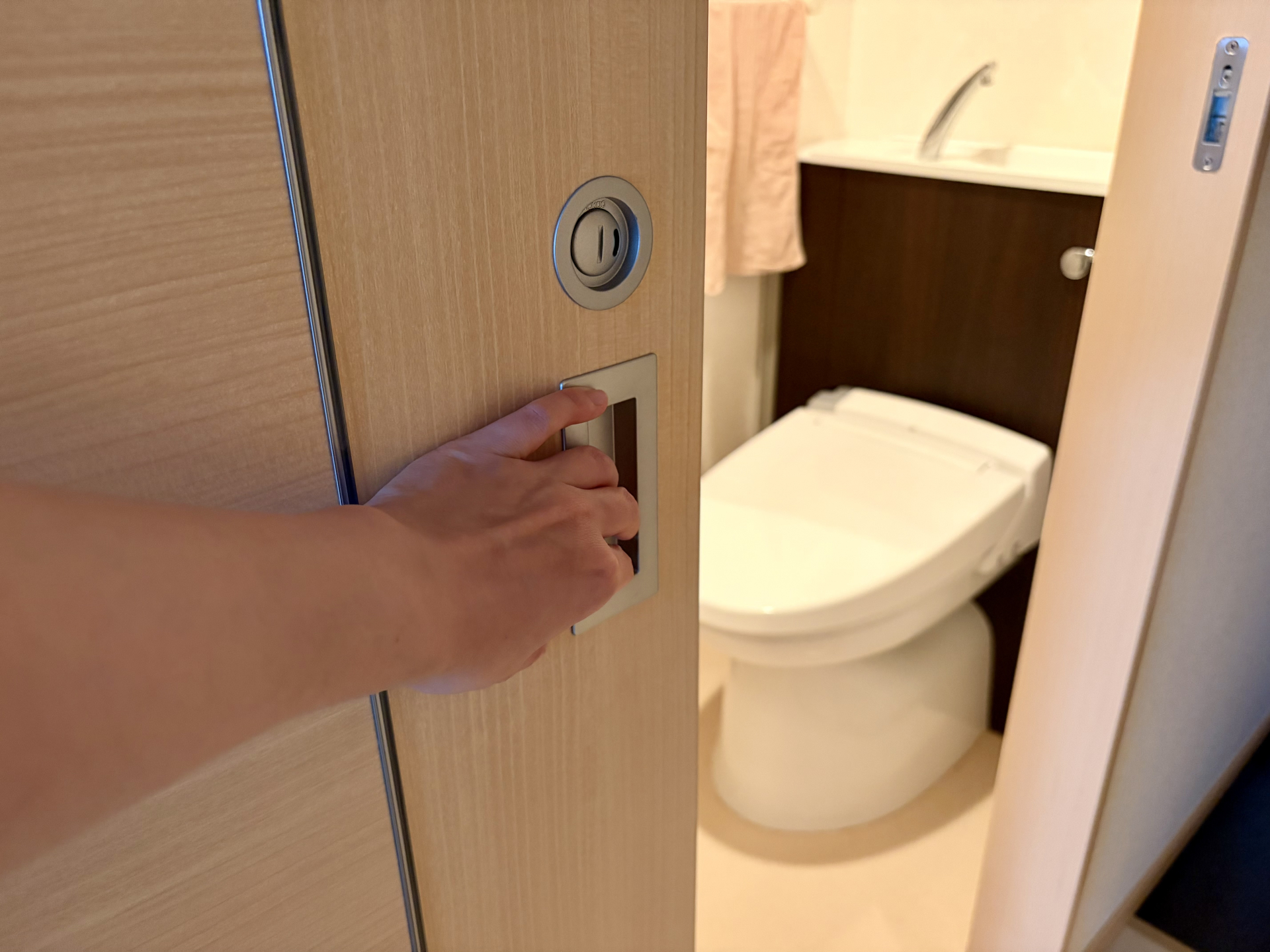 トイレの引き戸の後悔